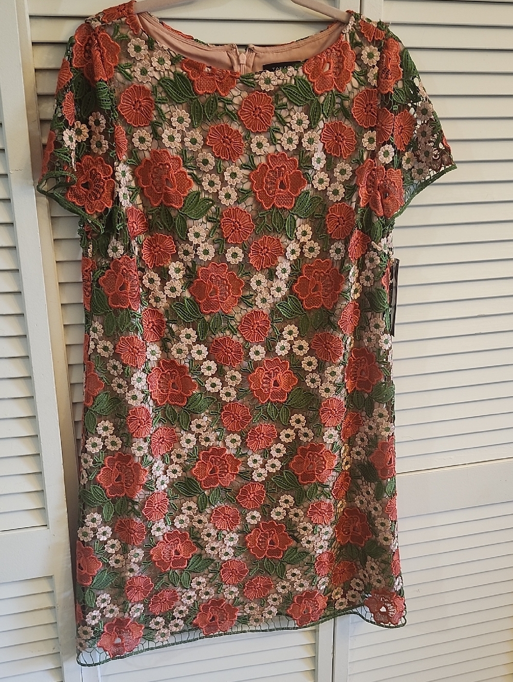 Tahari "Arthur S. Levine" Flora Embroidered Lace Dress. New With Tag.